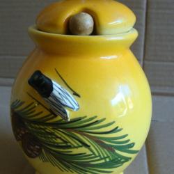 Albert Ferlay Vallauris moutardier &agrave; d&eacute;cor de pommes de pin et cigale