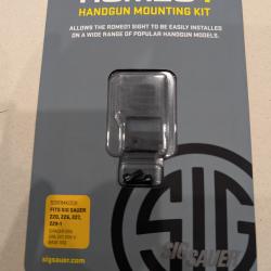 Plaque adaptatrice pour Sig Sauer P220 et Viseur Point Rouge ROMEO1