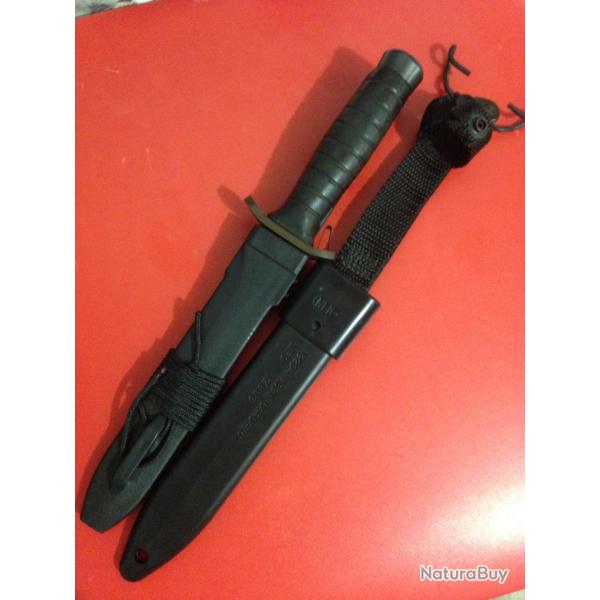 Poignard dague pologne forces sp�ciales WZ98 + �tui USM10