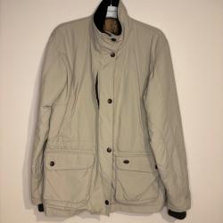 Magnifique veste/manteau Barbour beige taille L aux ench&egrave;res occasion &eacute;tat neuf