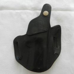 ancien &eacute;tui cuir pour revolver Manurhin ou Smith & Wesson Police Nationale