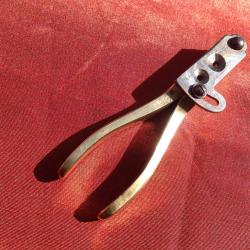 Moule &agrave; balles en laiton calibre 36 par "Euroarms".