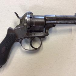 Revolver &agrave; broche type Lefaucheux XIX si&egrave;cle cal 9 mm