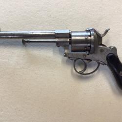 Revolver &agrave; broche type Lefaucheux cal 9mm