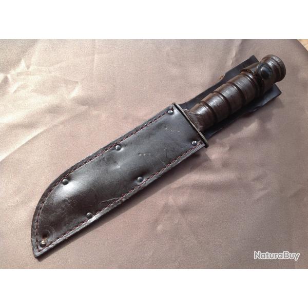 Couteau de combat "Camillus" USA.