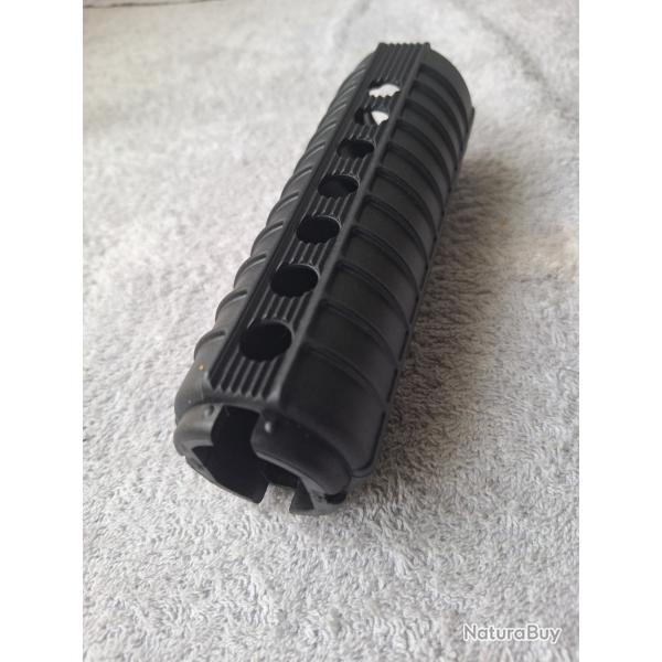 Garde mains AR15 / M4 / M16 original, Handguard r�tro, smith & wesson SW