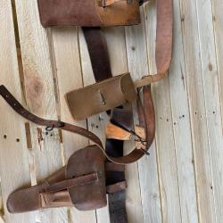 Ensemble Brelage ceinturon cartouchi&egrave;res holster en cuir vintage military France