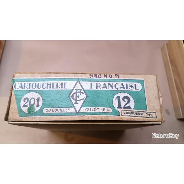 Boite de 95 douilles amorc�es, cal 12/76