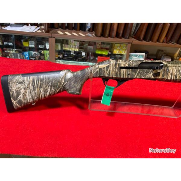 Fusil SEMI-AUTOMATIQUE : STOEGER, model : M3000 V2 CAMO MAX 7, Calibre : 12/76, Mod�le 2027, 76 cm.