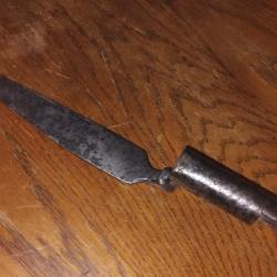 Rare ba&iuml;onnette truelle XVIII &egrave;me si&egrave;cle