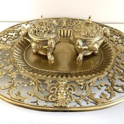 Double Encriers sur Plateau Bronze Dor&eacute; Cisel&eacute; Style Louis XV Epoque Napol&eacute;on III