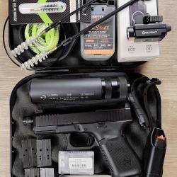 Pistolet GLOCK 19 Gen 5 MOS Filet&eacute; - Cal. 9x19 + Mallette, silencieux, lampe... (Occasion)