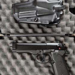 Pistolet BERETTA mod&egrave;le 92 FS - Cal .22 LR + Mallette et Holster (Occasion)