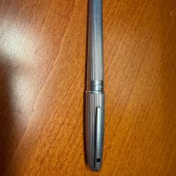 Stylo S.T. Dupont plume or massif 18 k acier argent&eacute;