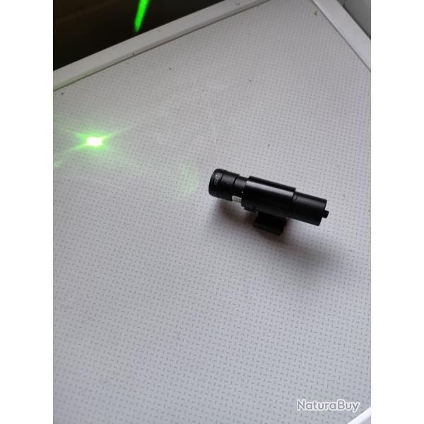 Laser point vert