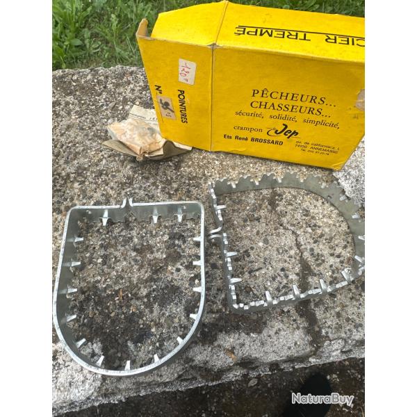 Crampons fer bottes(49)