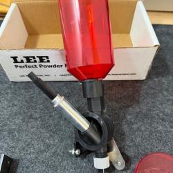 Doseuse lee perfect powder measure