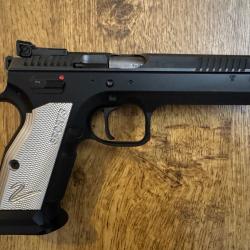 Vends CZ TS2 Entry en parfait &eacute;tat.