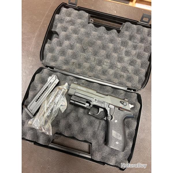 PISTOLET GSG FIREFLY - CAL. 22LR + LASER SWISS ARMS