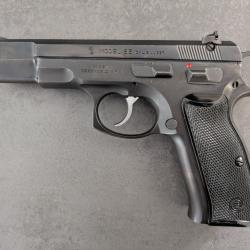 Pistolet CZ model 85 cal 9mm +2 chargeurs