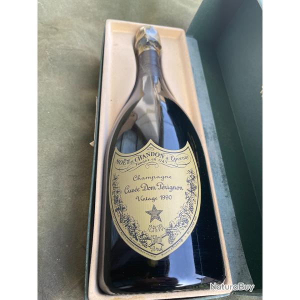 Champagne DOM PERIGNON 1990 niveau parfait en coffret
