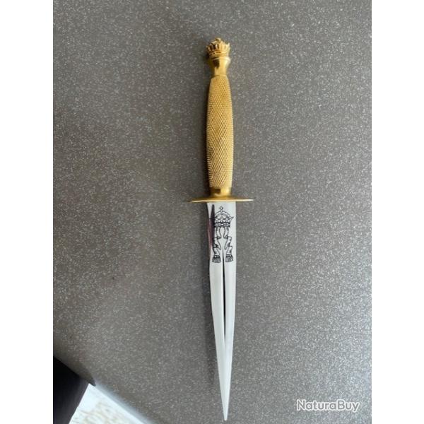 Dague couronne