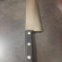 Couteau "  abattre "  de marque bargoin l enclume ancienne fabrication forg&eacute;e , manche 3 rivets