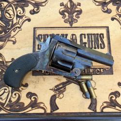 Revolver "Type EXPLORATEUR" 8 COUPS � calibre .320 � probablement Auguste Francotte