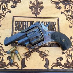 Revolver "Type EXPLORATEUR" 8 COUPS � calibre .320 � probablement Auguste Francotte