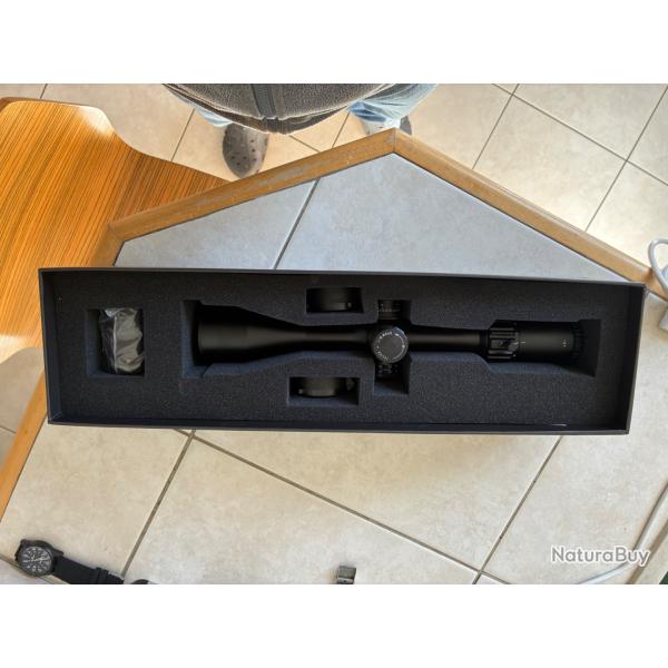 Vend lunette de tir �l�ment opticics4-16x44 FFP H�LIX