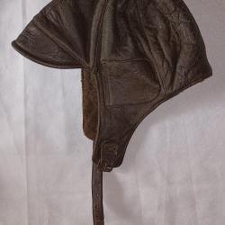 Serre t&ecirc;te cuir pilote motocycliste ann&eacute;es 20/30