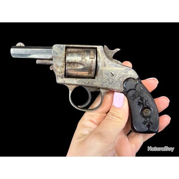 PETIT PRIX!! FOREHAND cal. 32sw  long. num�ro de s�rie 52042