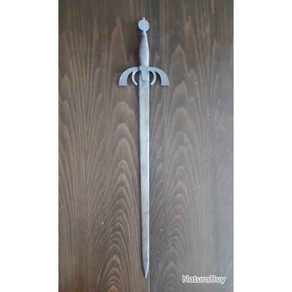 Reproduction �p�e Duc d'Alba, tol�de 77cm