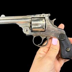 PETIT PRIX!! SUPERBE HARRINGTON RICHARDSON cal. 32sw long num&eacute;ro de s&eacute;rie 9469