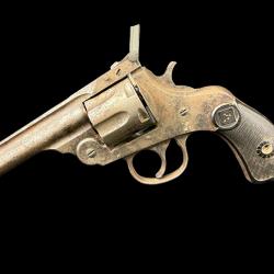 HARRINGTON RICHARDSON cal. 32sw long num&eacute;ro de s&eacute;rie 51124 (pas de r&eacute;serve)