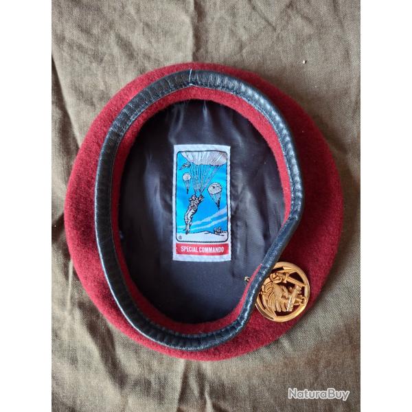 TAP/PARACHUTISTE  INFANTERIE DE MARINE BERET ROUGE