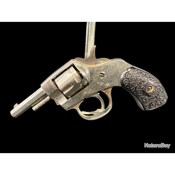 PETIT PRIX!! IVER JOHNSON cal. 22 short num�ro de s�rie 2241