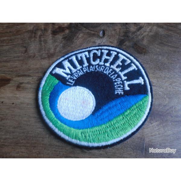 �cusson  tissu brod�e plaisir de la peche mitchell