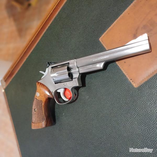 REVOLVER SMITH AND WESSON MODELE 66-2 CAL 357 MAG CAT B