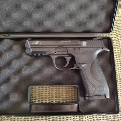 R&eacute;plique M&P 40. 2