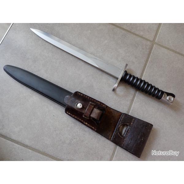 BAIONNETTE FASS 57 AVEC PORTE FOURREAU EN CUIR