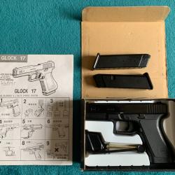 R&eacute;plique airsoft GLOCK 17 de/pour collection - Ann&eacute;e 1995