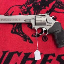 TAURUS TRACKER .22LR