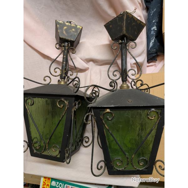 Lanternes fer forg� artisanales (deux)