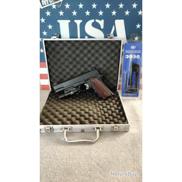 COLT RAIL GUN BLACK 1J