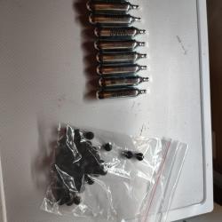 Lot : 10 sparclettes 12gr Co2+ 50 billes caoutchouc cal. 50