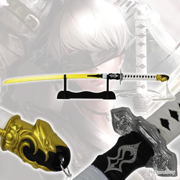 Katana en M�tal Serment Cruel de 9S dans Nier Automata