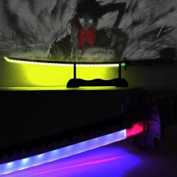 Katana Nidai Kitetsu Luffy - Bois - LED RGB - Couleur Modulable - One Piece