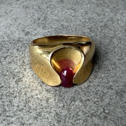 Imposante bague or 18 carats avec spinelle - taille 54