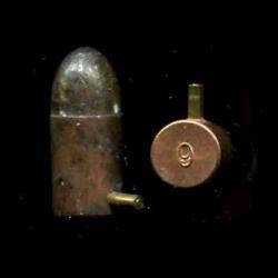 9 mm &agrave; broche - balle plomb - marquage : 9 en relief au cenbtre du culot